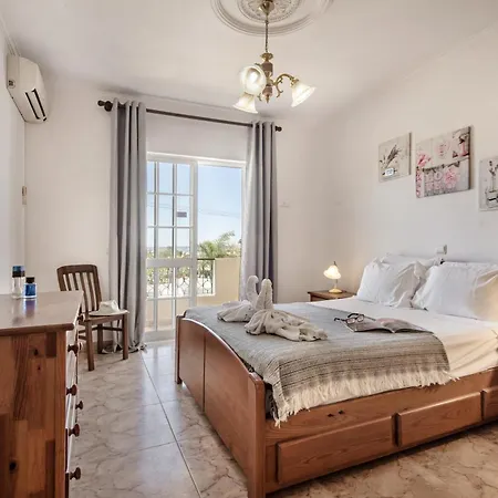 Alexandra By Algarve Holidays * Albufeira