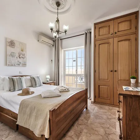 Alexandra By Algarve Holidays Villa Albufeira